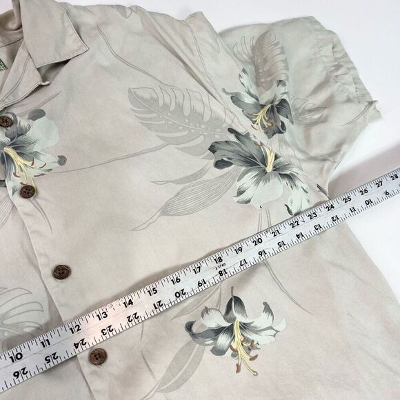 Tommy Bahama Shirt Mens XL Gray Floral Button-Front Hawaiian Shirt Silk - Picture 5 of 9